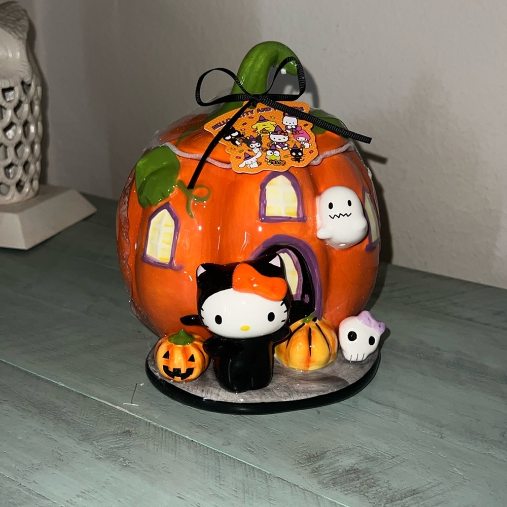 Hello Kitty Halloween Pumpkin Cookie Jar